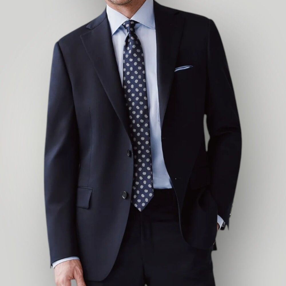 BANANA REPUBLIC Slim fit ITALIAN Wool Mens Navy Blazer 42L Sport Coat Jacket
